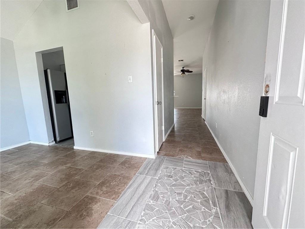 7941 Elk Dr - Photo 2 of 14