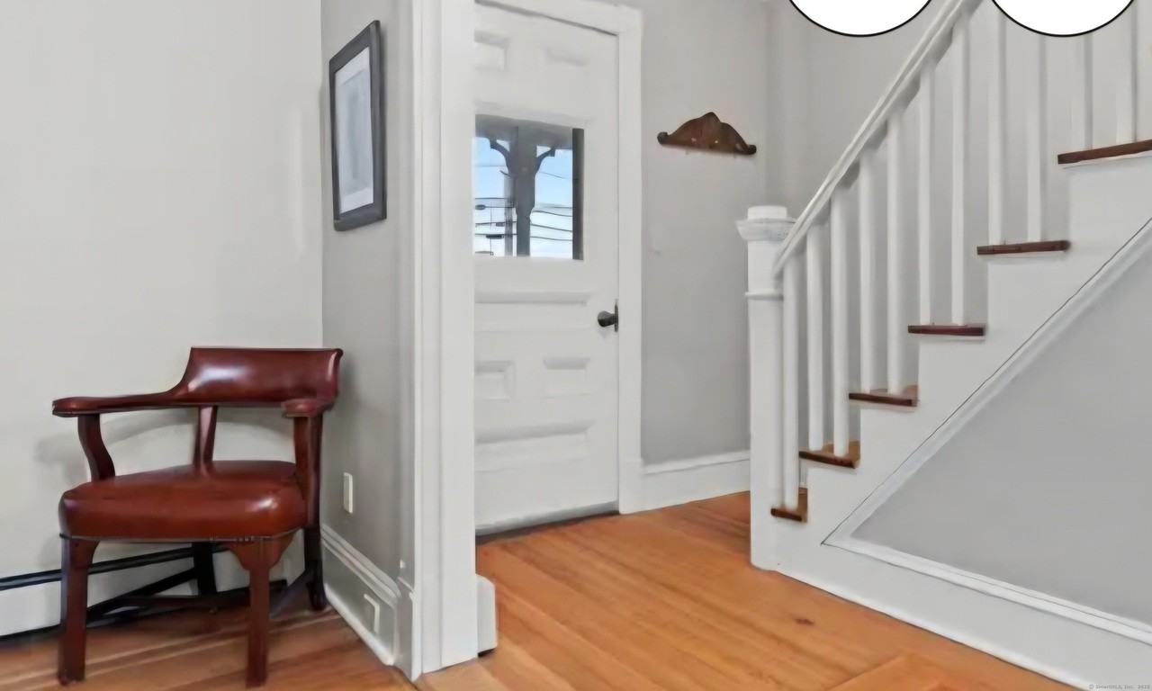 257 Elm St - Photo 3 of 19