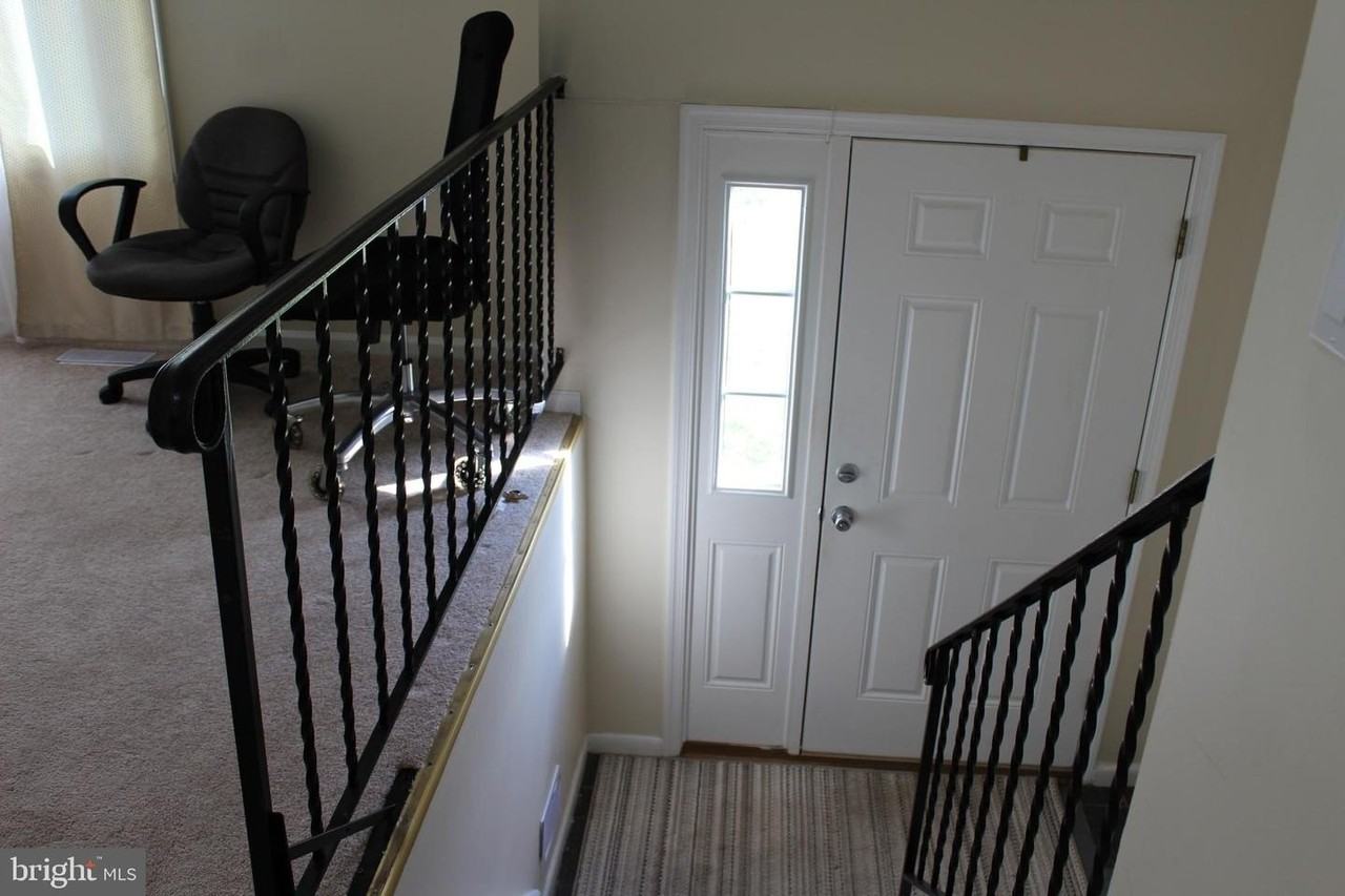 5702 Goucher Dr - Photo 2 of 25