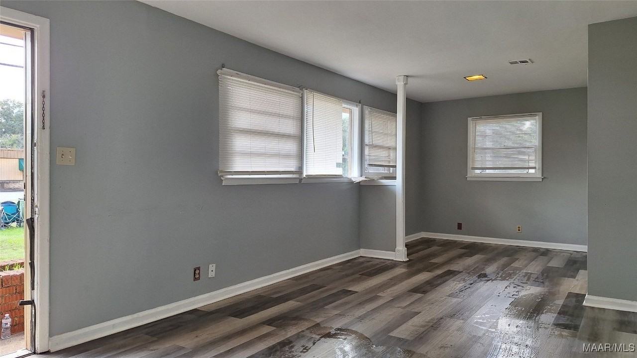 3827 Harrison Rd - Photo 5 of 16