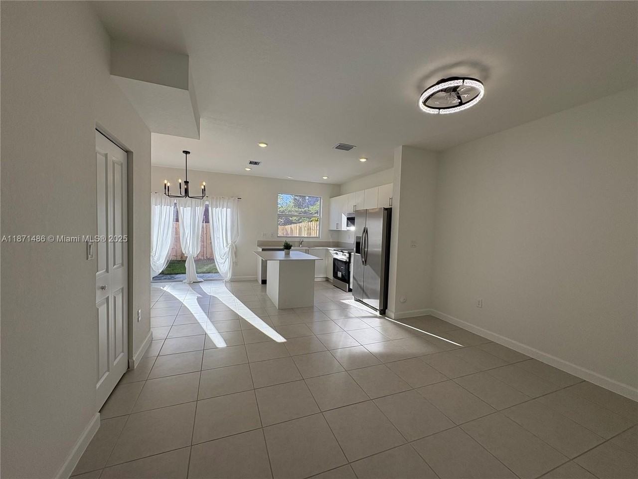 27700 Sw 156th Ct - Photo 6 of 30