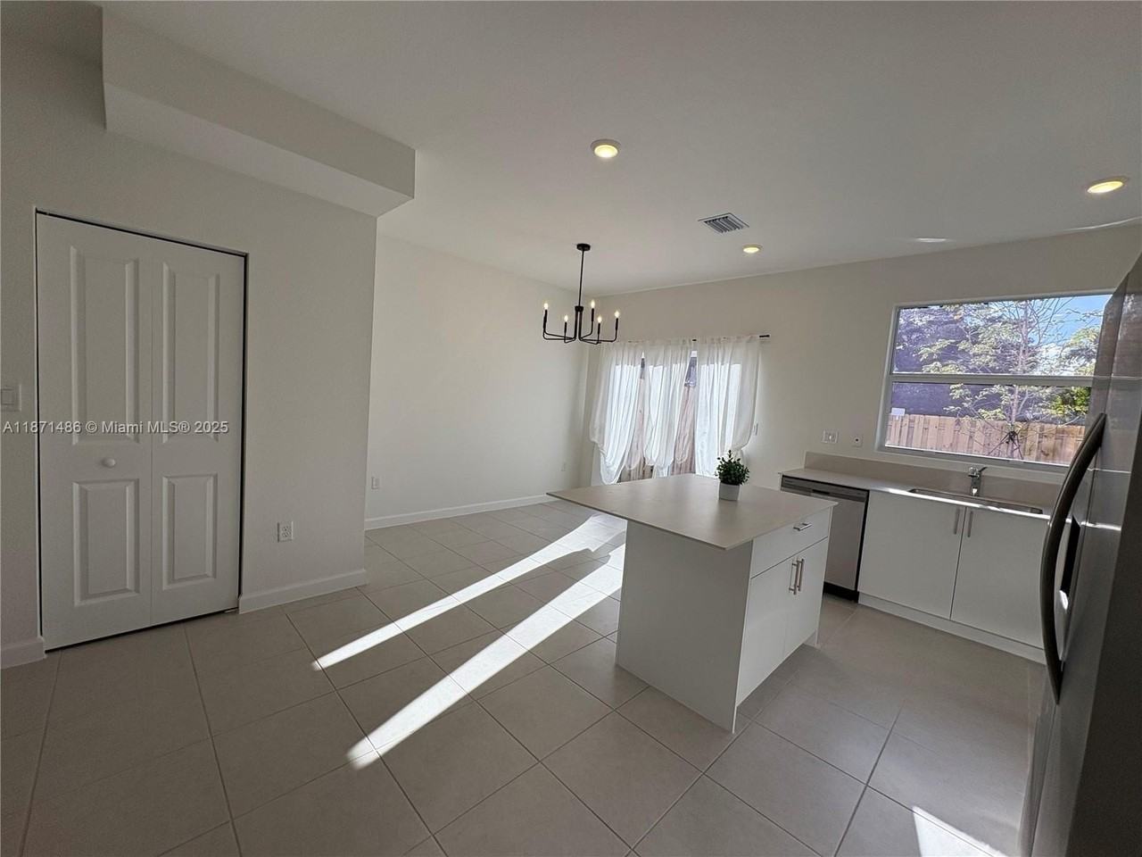 27700 Sw 156th Ct - Photo 7 of 30