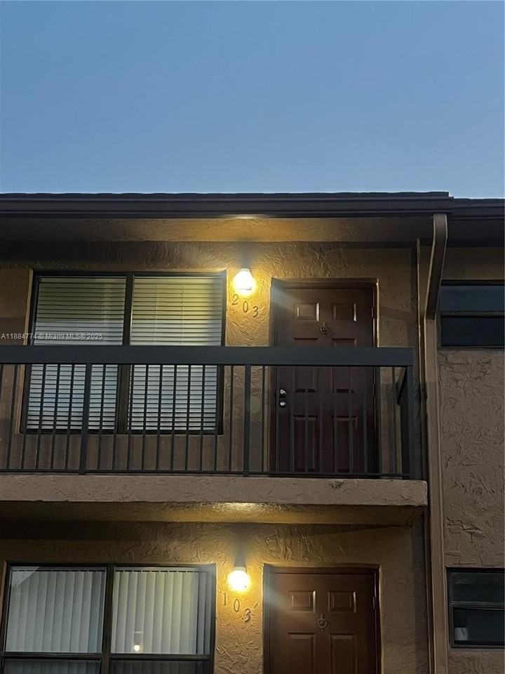 10002 Winding Lakes Road #203