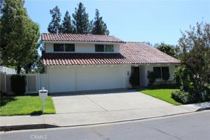 featured image of 26932 Floresta Ln