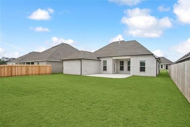 1421 Zachery Ct - Photo 2 of 17