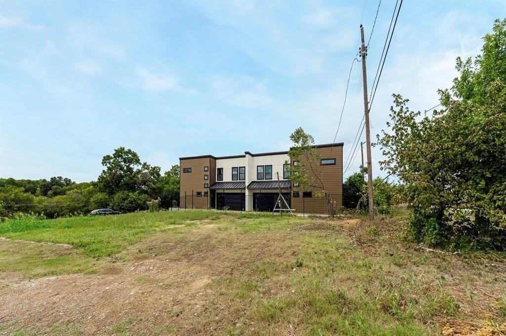 1116 E Oleander St - Photo 4 of 32