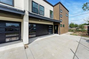 1113 E Oleander St - Photo 1 of 1