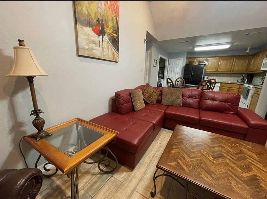 104 Lum Ln - Photo 4 of 24