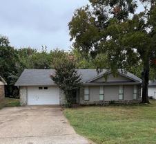 402 Renfro St - Photo 1 of 1