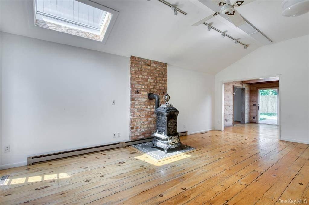 270 North St - Photo 6 of 20