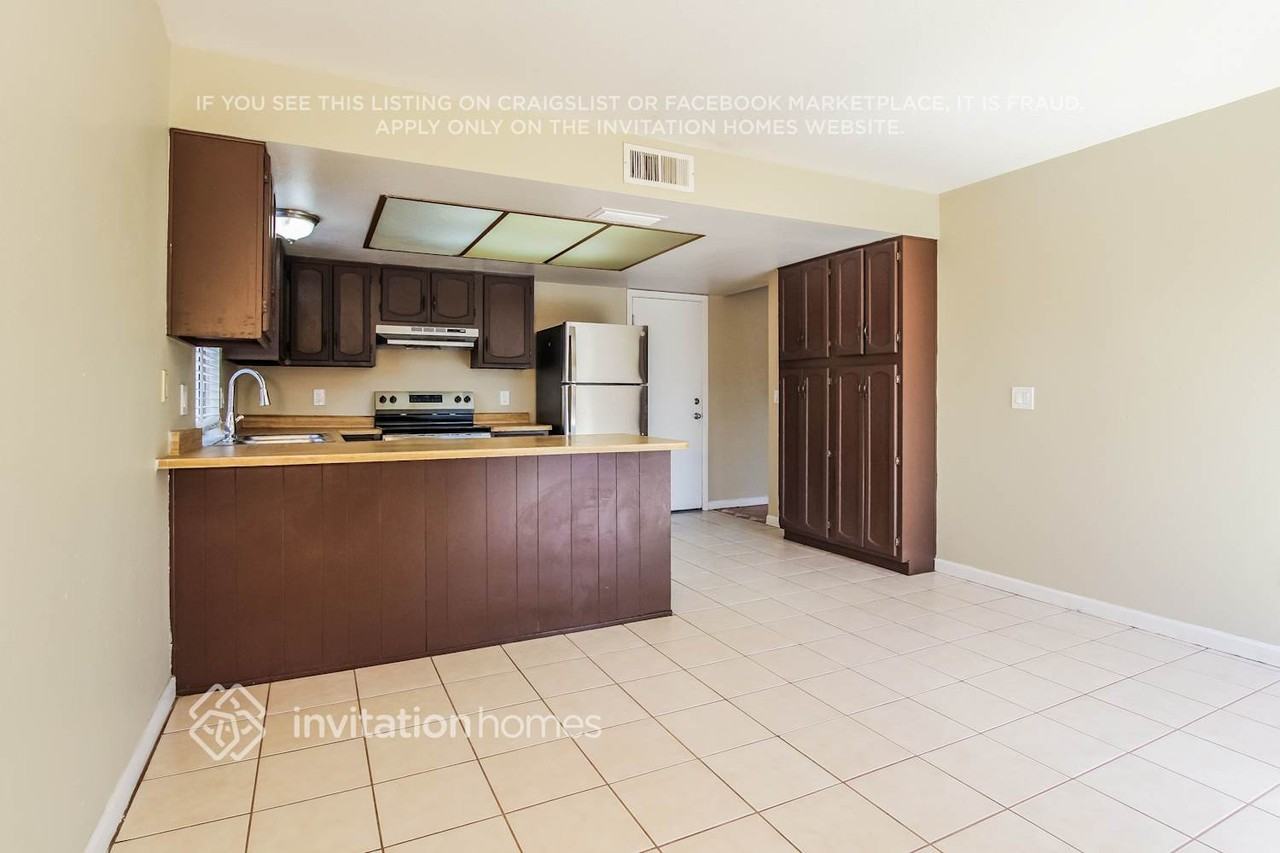 7557 Wolf Street - Photo 7 of 17