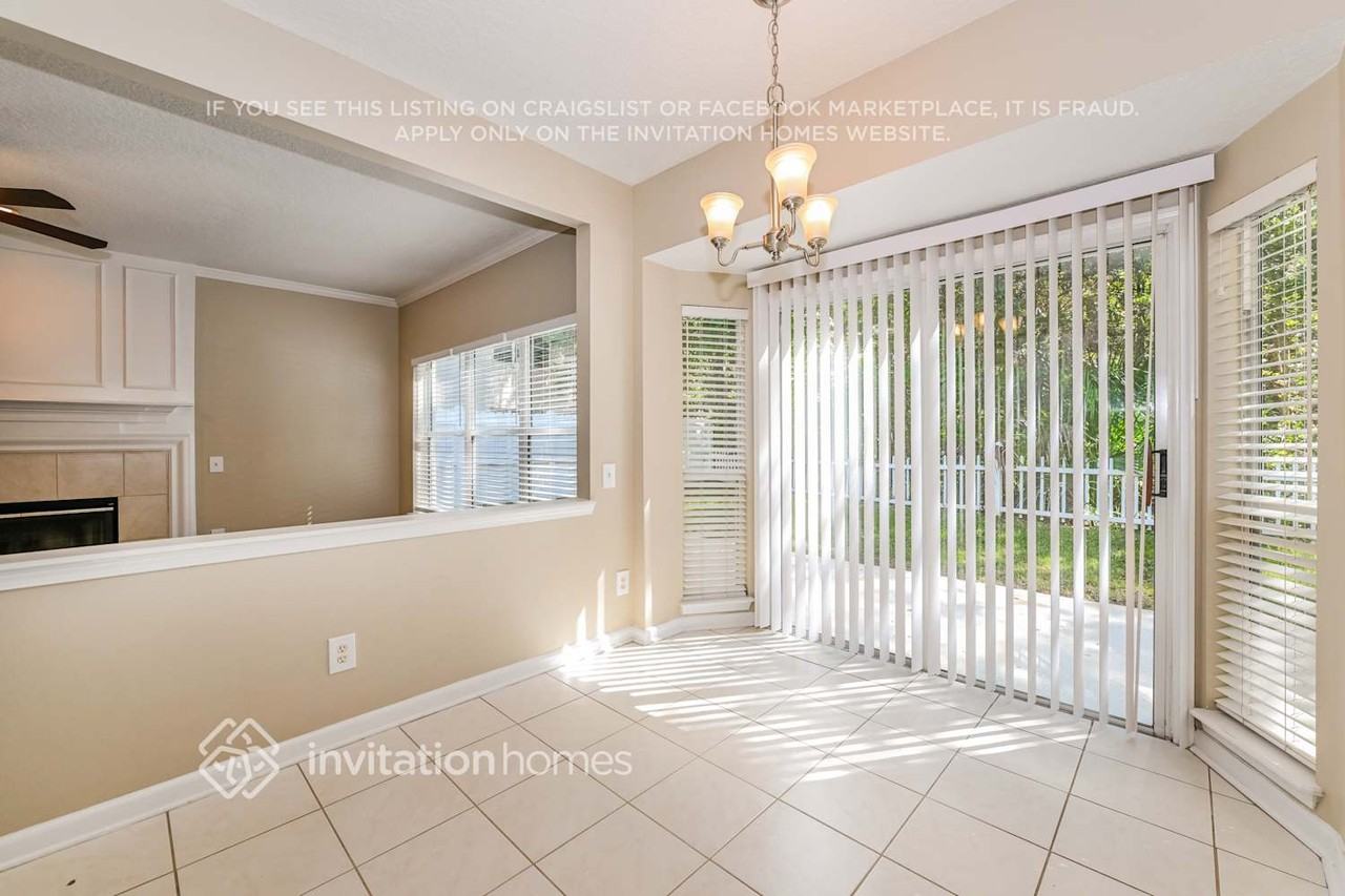 8519 Glenbury Court North - Photo 6 of 18