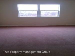 9549 Village Way - Photo 3 of 7