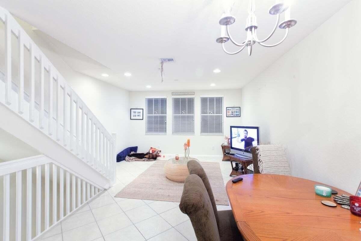 433 Amador Ln #3 - Photo 6 of 17