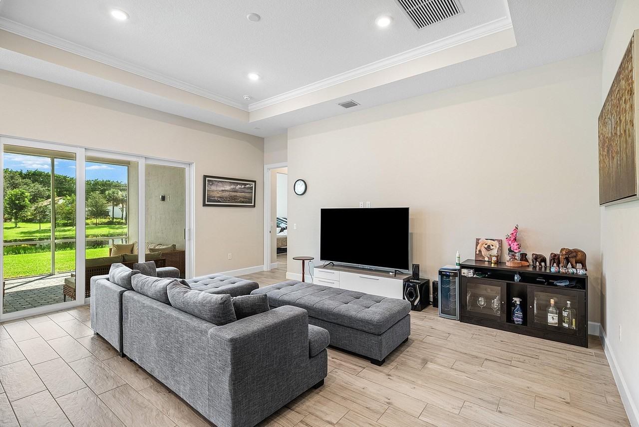 349 Geillis Path - Photo 5 of 50