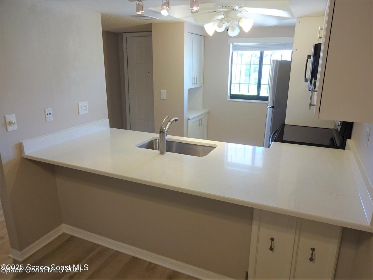 1720 Murrell Rd Apt 217 #217 - Photo 5 of 24