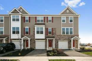 272 Mallard Ln - Photo 1 of 1