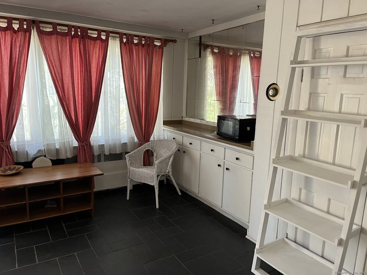 109 Webbs Hill Rd - Photo 2 of 4