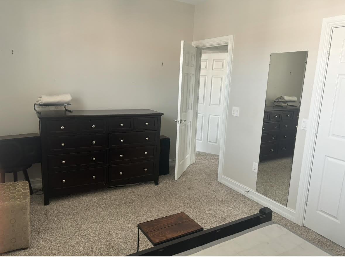 1805 Noel Pl - Photo 3 of 8