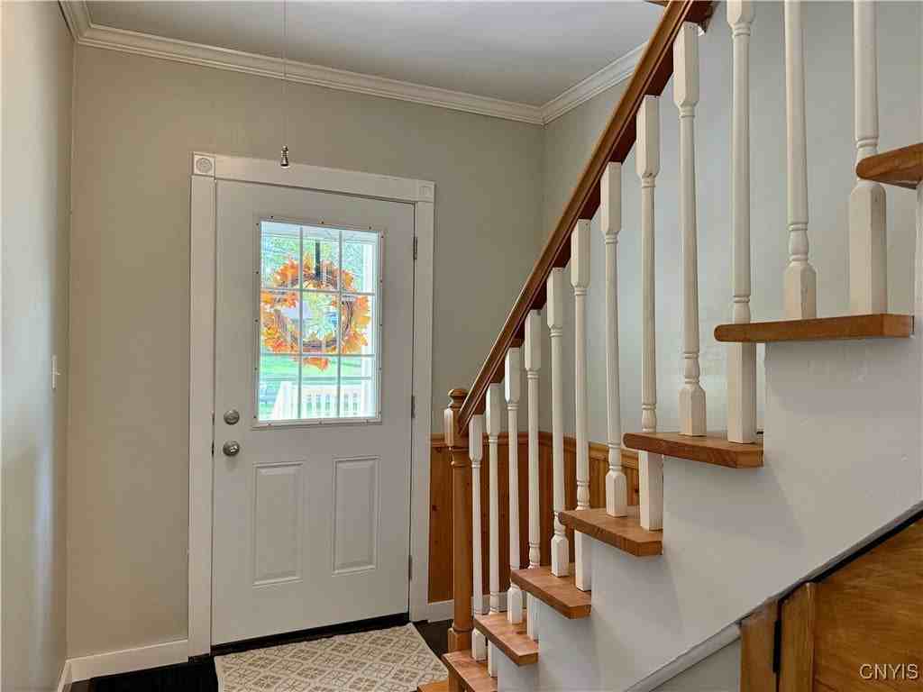 37 White St - Photo 4 of 38