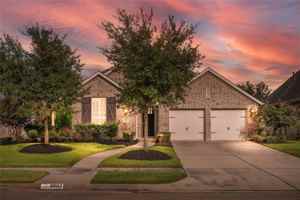 featured image of 8903 Purdy Crescent Trl