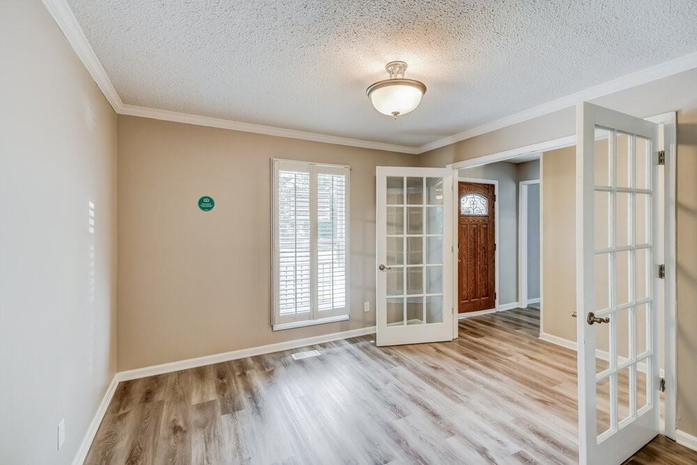 1541 Cedargate Cir - Photo 6 of 17