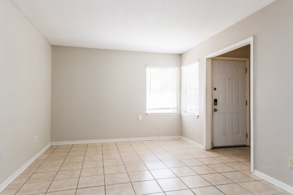 807 Sulphur Street - Photo 5 of 16