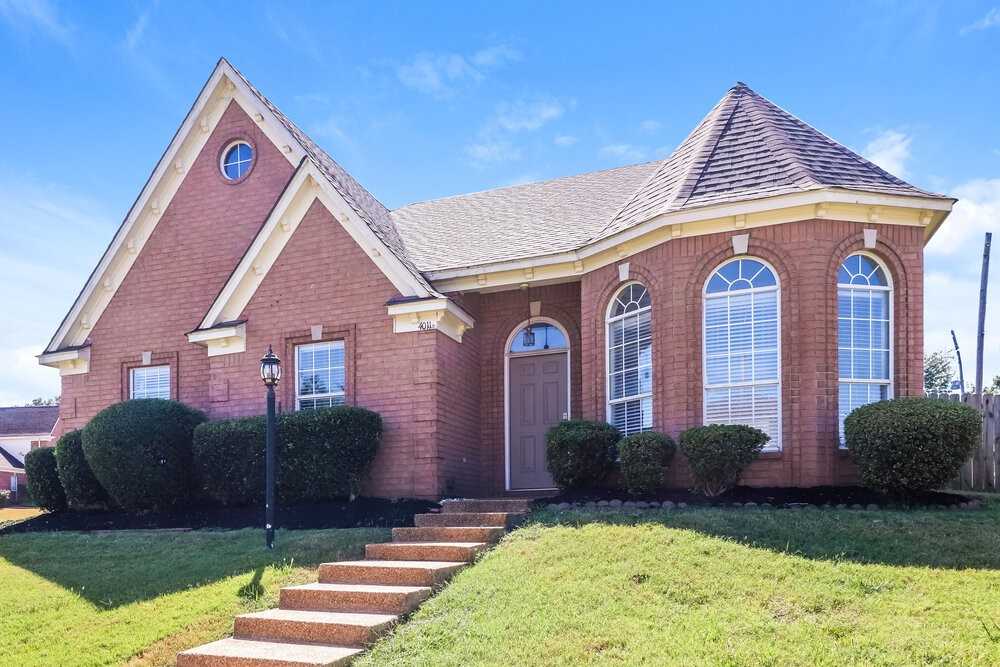 4011 Chesapeake Way - Photo 3 of 16