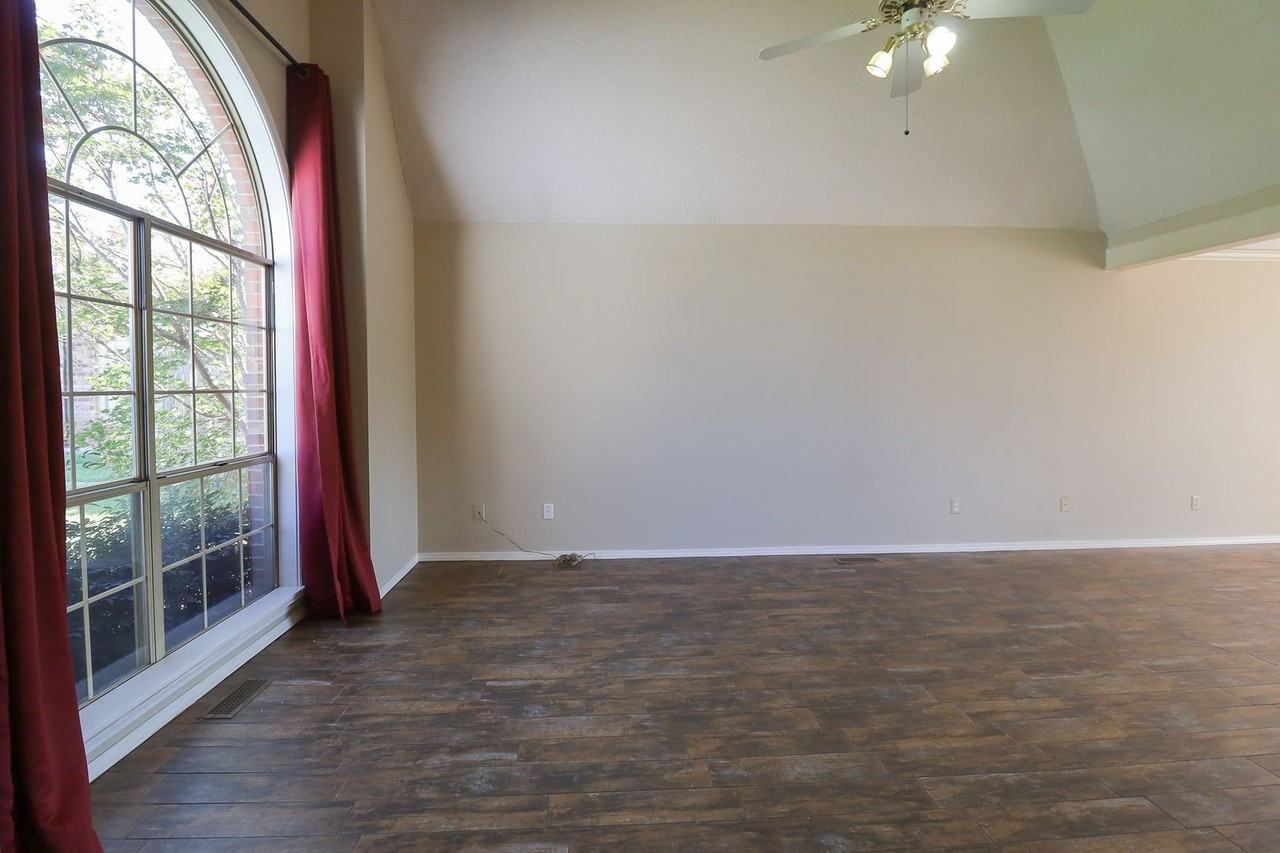 4024 E 88th St - Photo 6 of 43