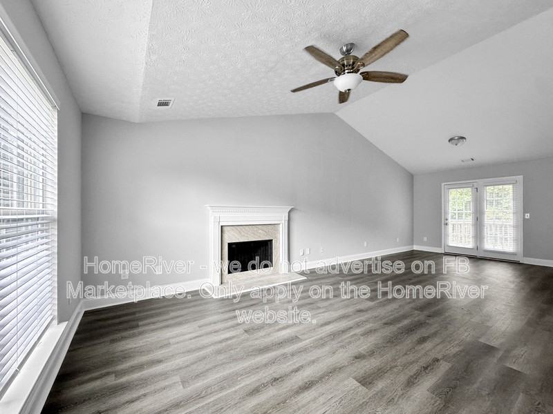 5087 Limerick Ln - Photo 2 of 24