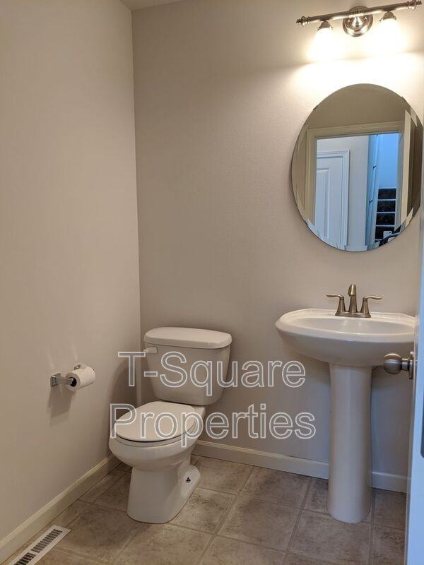 417 125th Place Southeast - Photo 4 of 22