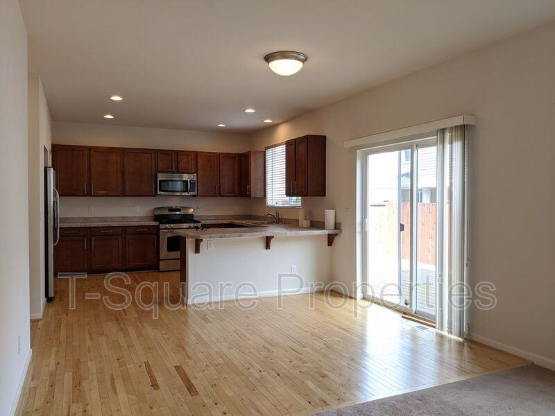 417 125th Place Southeast - Photo 7 of 22