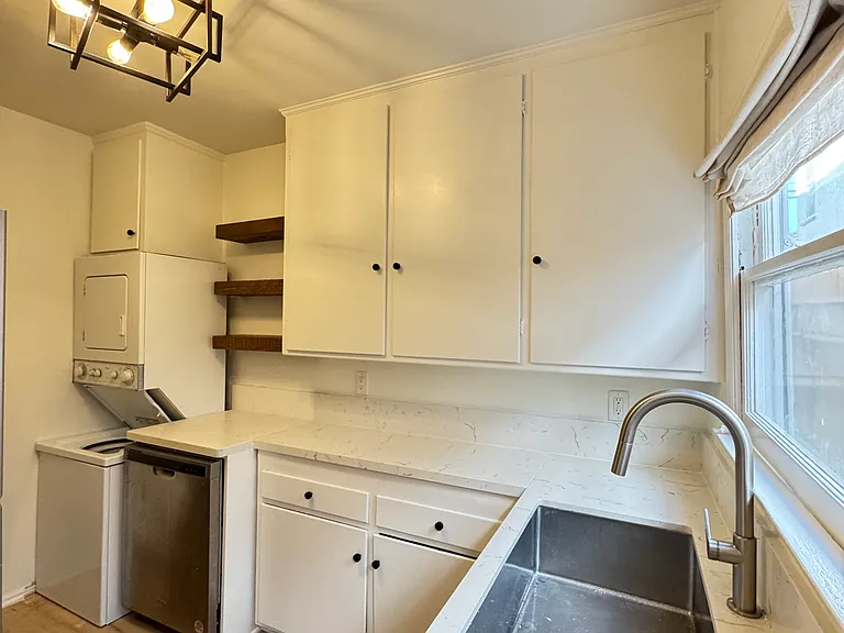 1455 S Beverly Dr - Photo 3 of 6