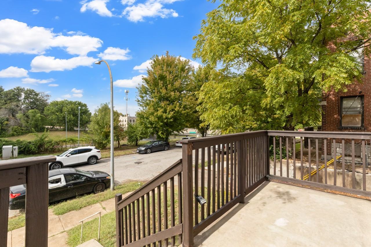 6414 Idaho Ave - Photo 4 of 26