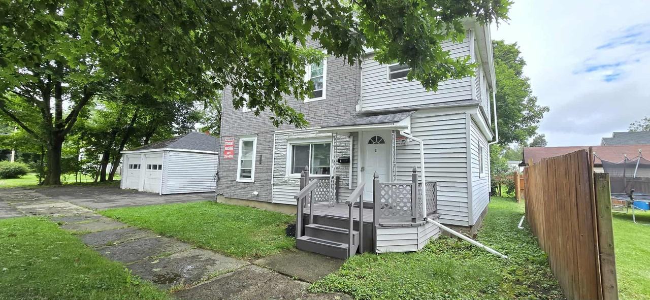 17 Frank St #1AND2 - Photo 2 of 34