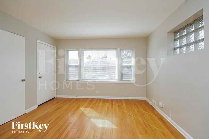 1407 Evers Ave - Photo 3 of 19