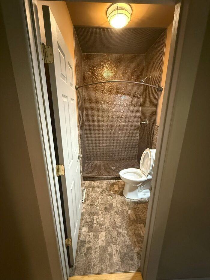 1316 Kuehl St - Photo 2 of 13