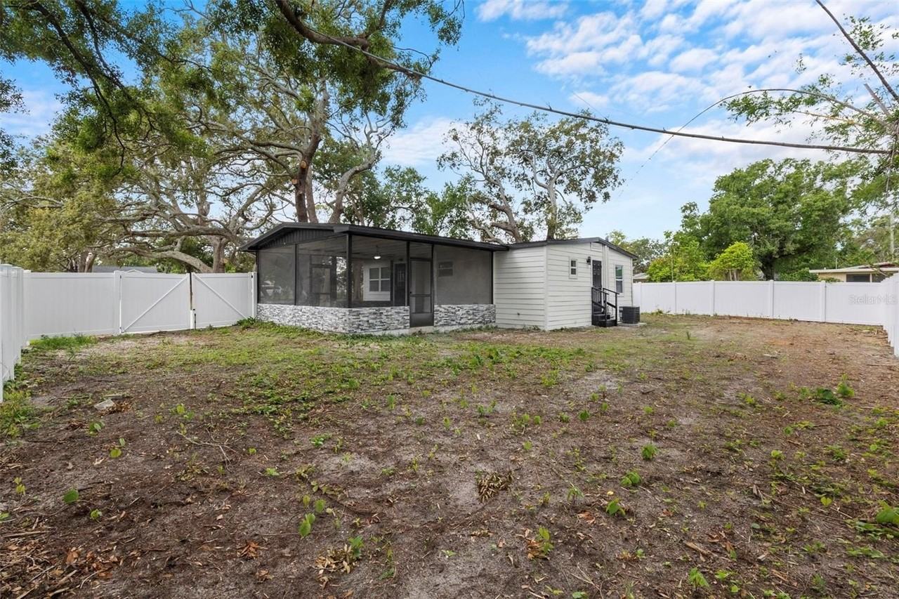 715 West Bougainvillea Avenue - Photo 2 of 22