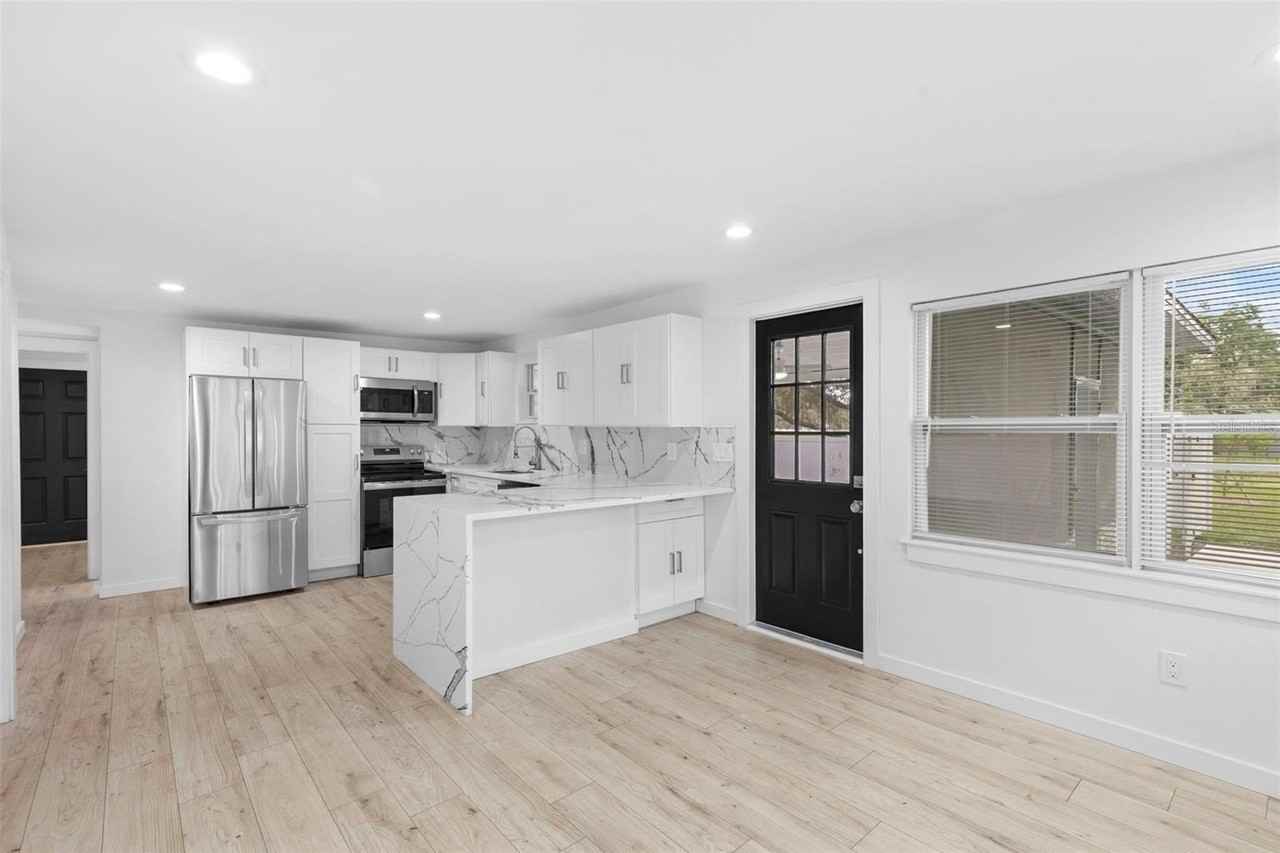 715 West Bougainvillea Avenue - Photo 6 of 22