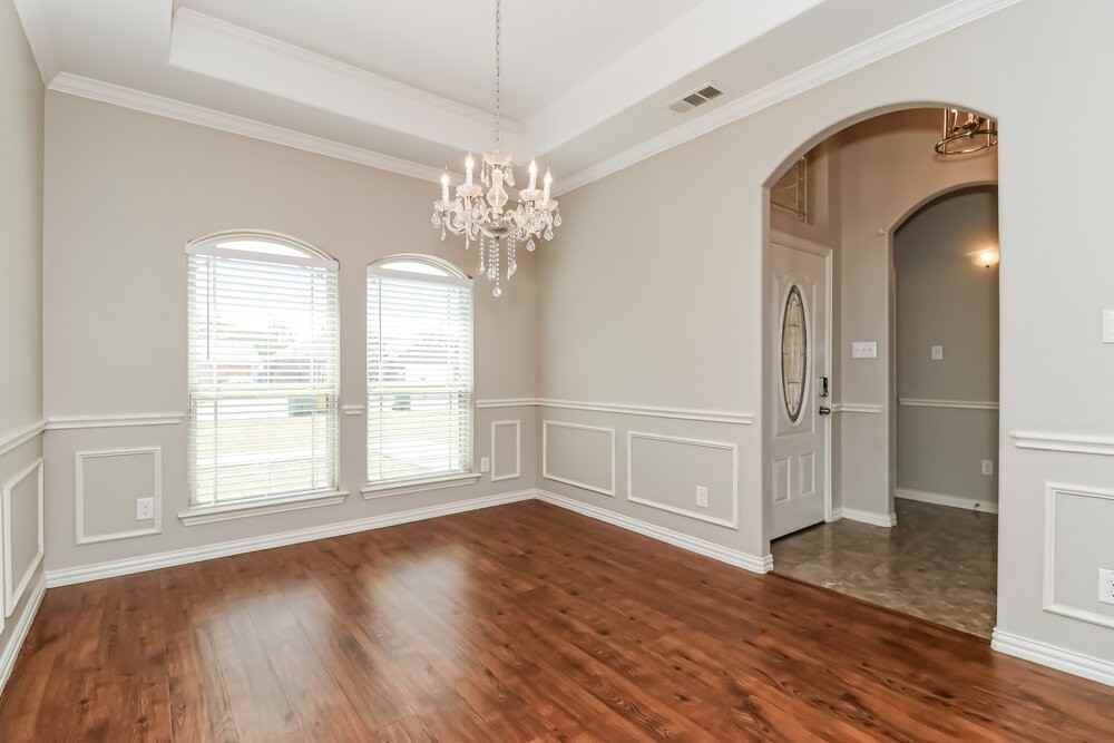 319 W Little Creek Rd - Photo 5 of 16