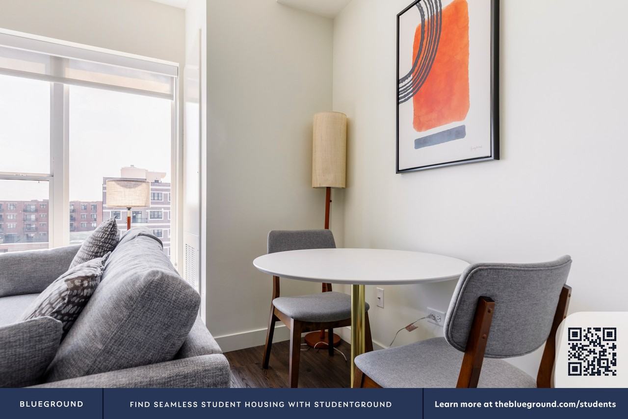 100 N Addison Ave #1316 - Photo 7 of 50