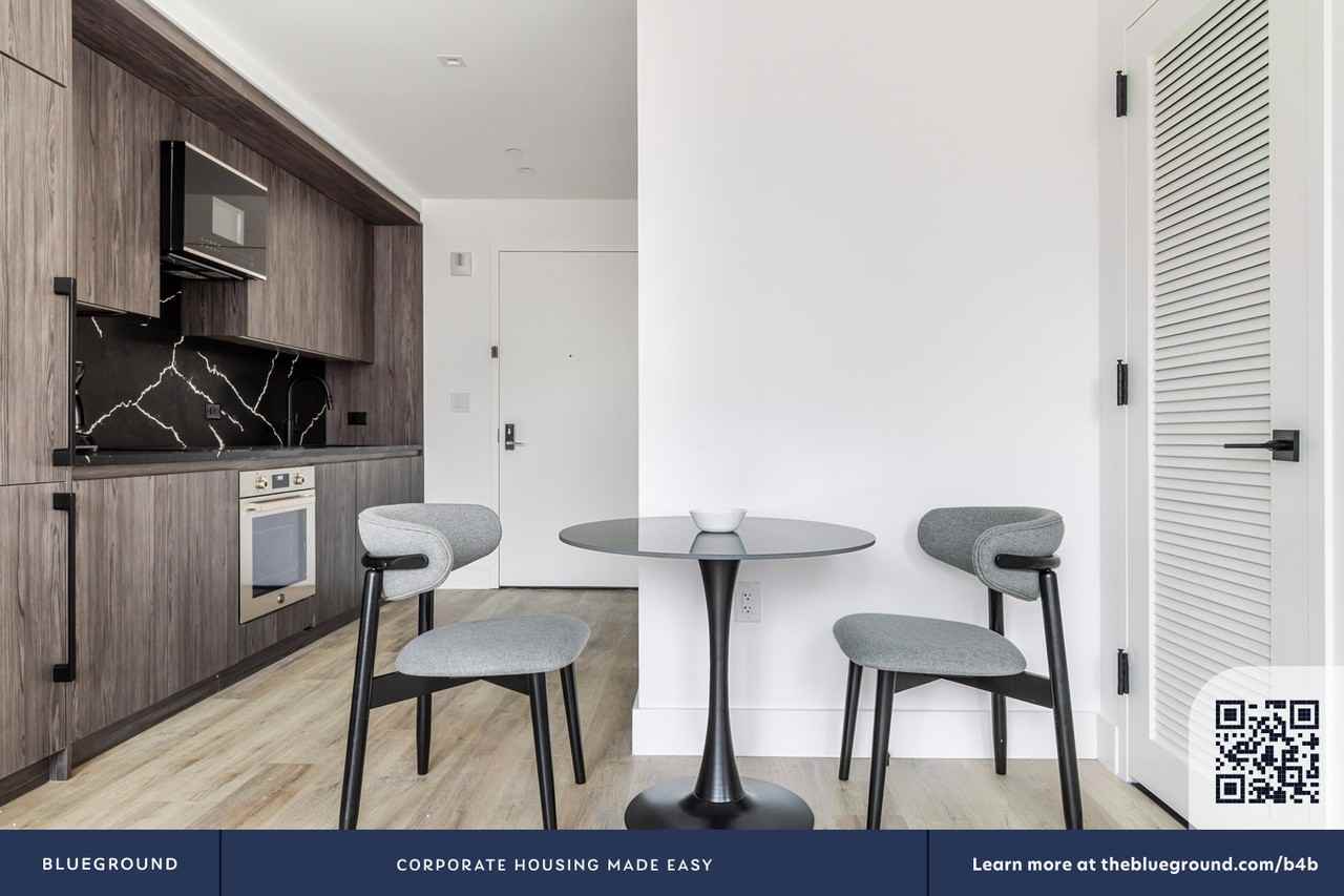 280 East Houston Street - Photo 6 of 21