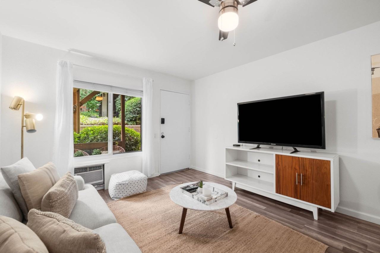 6370 Rancho Mission Rd #1296510P - Photo 5 of 46