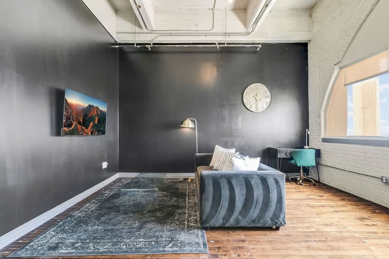 500 South Ervay Street - Photo 6 of 36