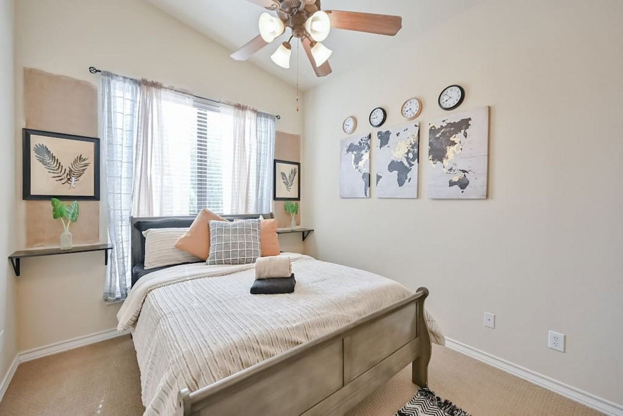 904 Glenn Crossett St #1301581P - Photo 5 of 21