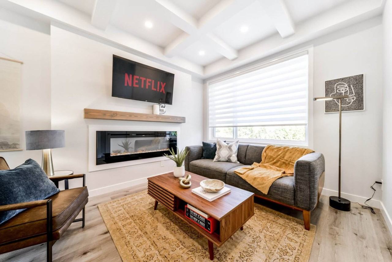 15809 97 Avenue Northwest - Photo 6 of 50