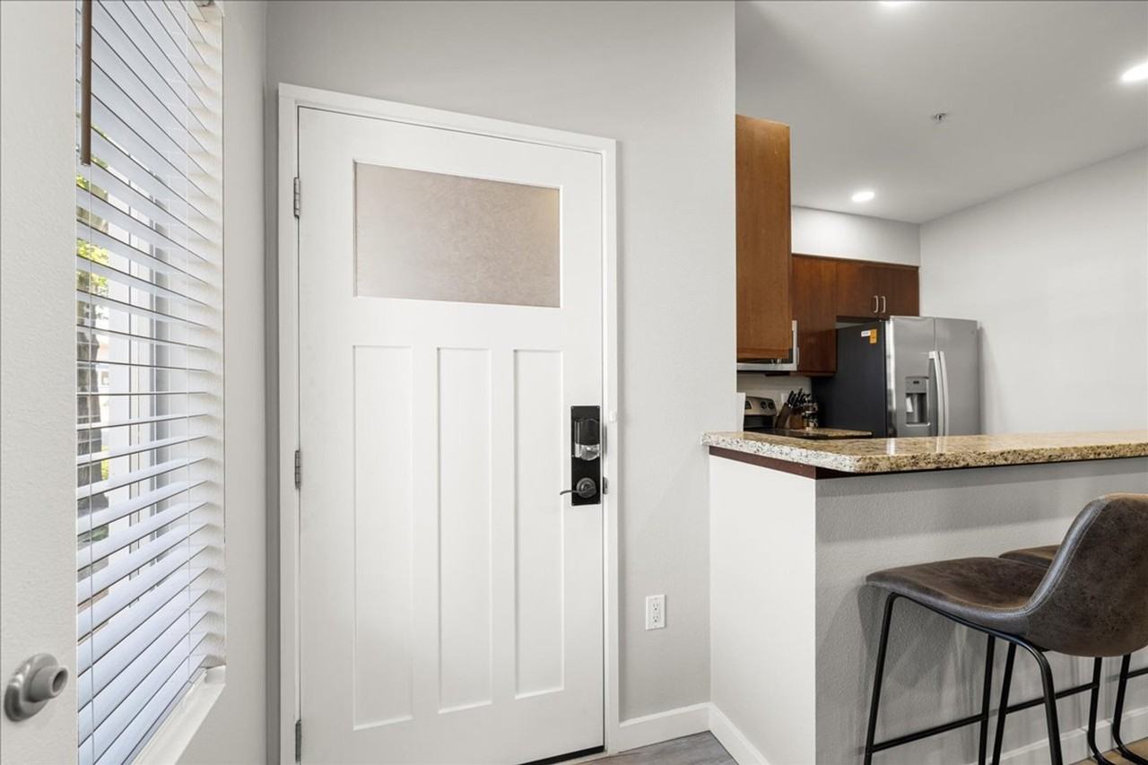 502 S 15th St #1308960P - Photo 3 of 28