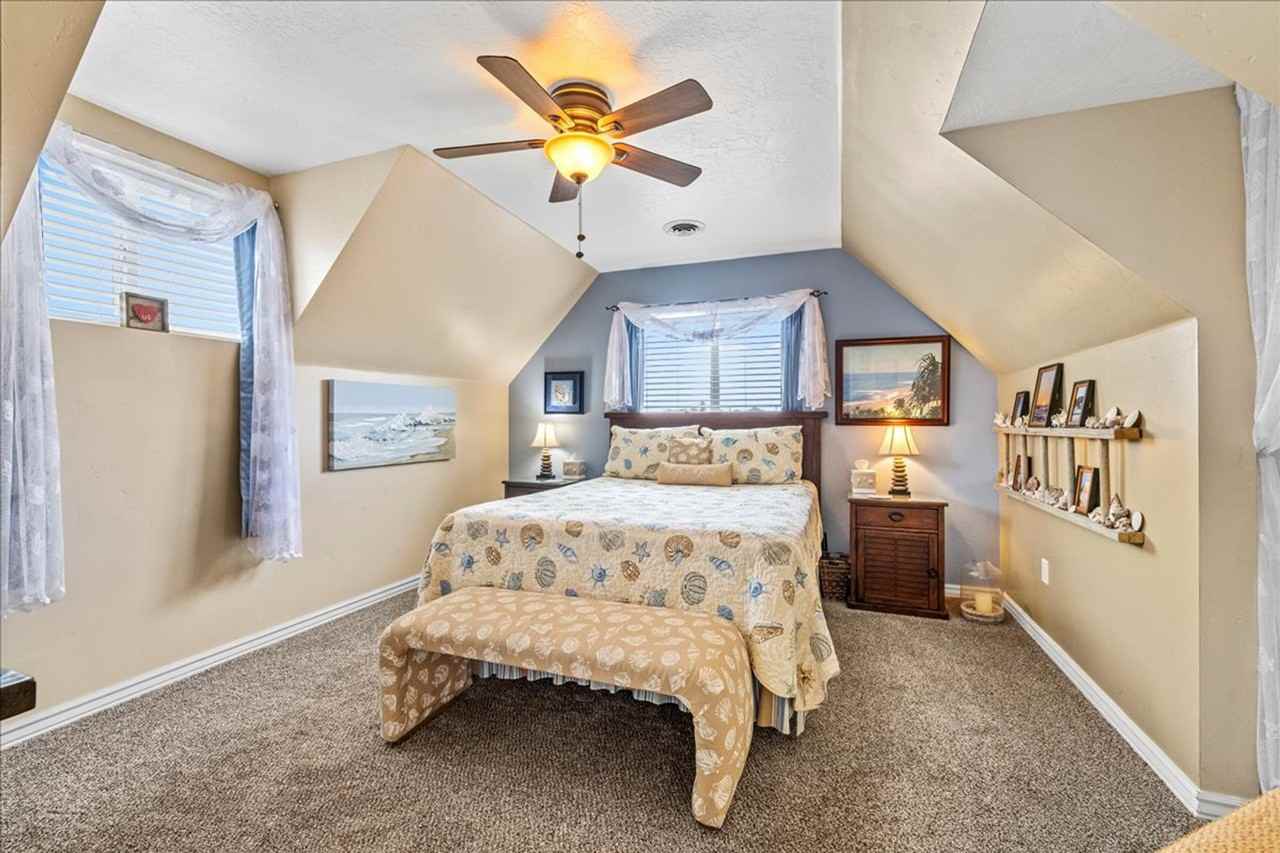 203 6th Ave S #1308985P - Photo 2 of 13