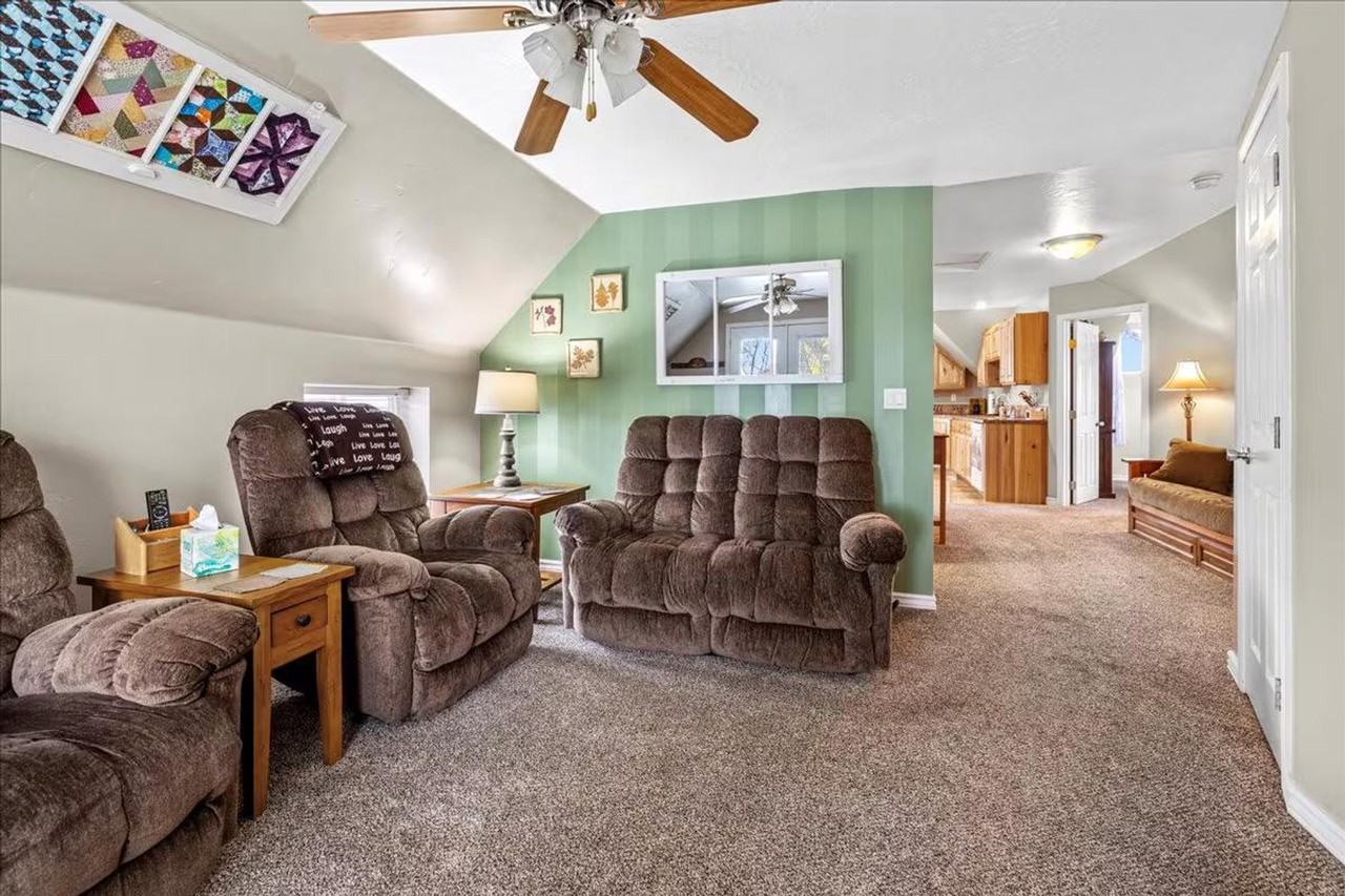 203 6th Ave S #1308985P - Photo 6 of 13