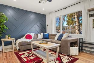 7916 36 Ave Nw - Photo 1 of 1